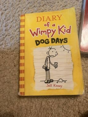 Diary of a Wimpy Kid: Dog Days By JEFF KINNEY